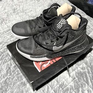 Kyrie 3 “Black Ice”